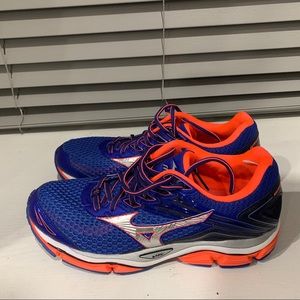 Wave Legend 3 Running Sneakers